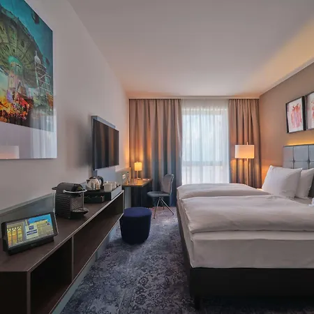 Hotel Dorint Parkhotel Frankfurt /