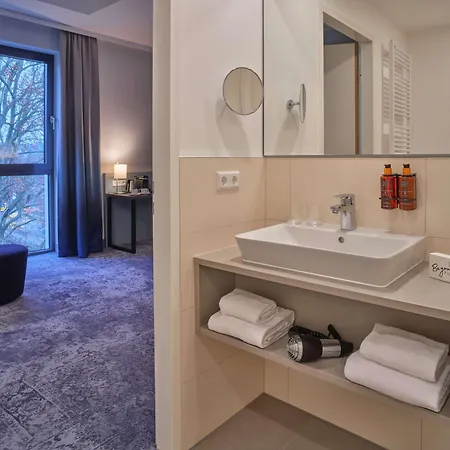 Hotel Dorint Parkhotel Frankfurt / 4*