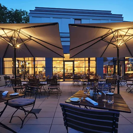 Dorint Parkhotel Frankfurt / 4*